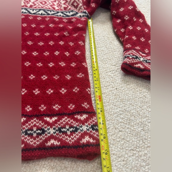 L.L. Bean Vintage Men’s Large red Nordic Fair Isle wool-blend sweater 1/4 button - Picture 12 of 13